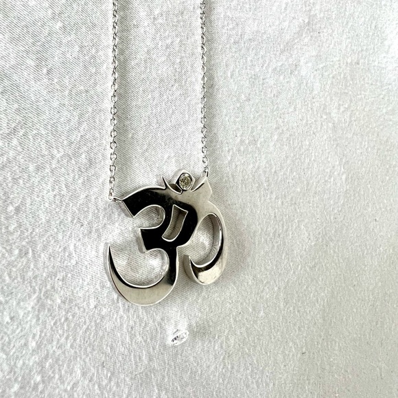 OM silver necklace ❤️ - Picture 1 of 5